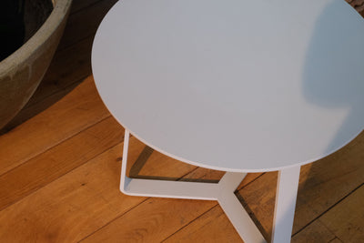 Design Buitenkansje - MANUTTI Giro - Bijzettafel
