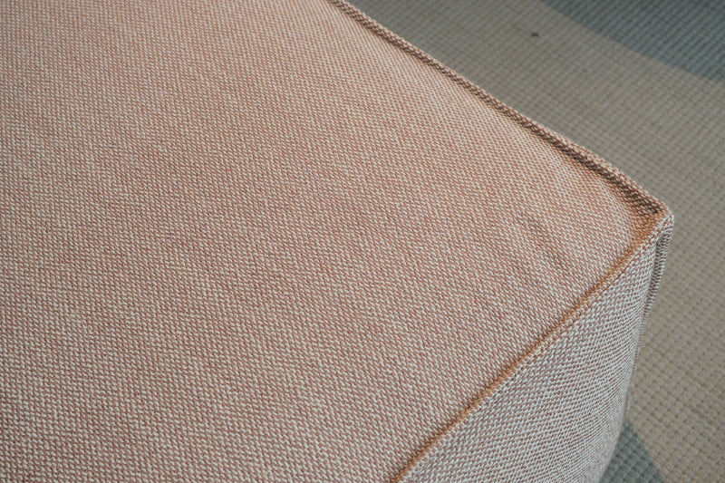 Design Buitenkansje - MANUTTI Touch - Poef