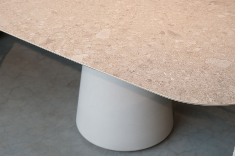 Design Buitenkansje - ROYAL BOTANIA Conix - Low Dining tafel