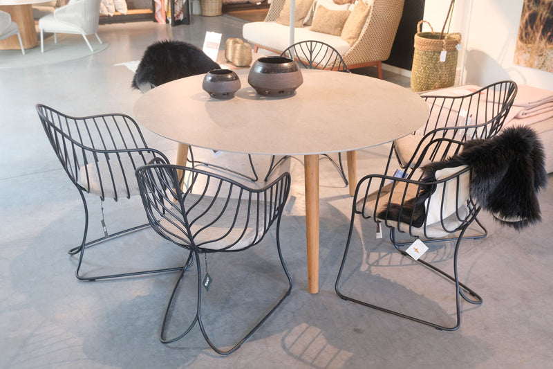 Design Buitenkansje - ROYAL BOTANIA Folia en Styletto - Eettafel en Eetstoelen (set van 6)
