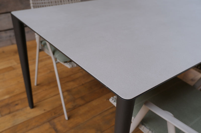 Design Buitenkansje - ROYAL BOTANIA U-nite -  Eettafel