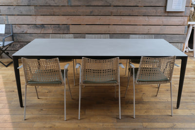 Design Buitenkansje - ROYAL BOTANIA U-nite -  Eettafel