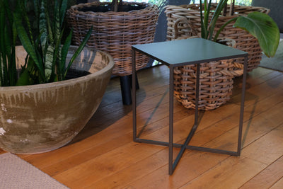 Design Buitenkansje - TRIBÙ Natal Alu X - Bijzettafel